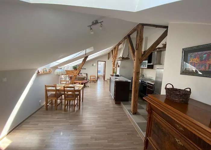 Home3city Sloneczne Poddasze *