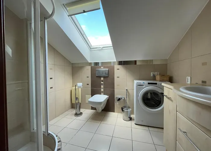 Home3city Sloneczne Poddasze 索波特